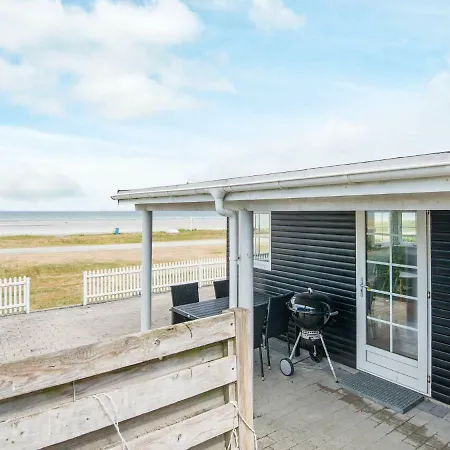 Two-bedroom Holiday In Allingabro 4