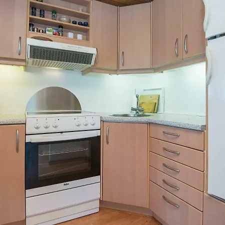 Two-bedroom Holiday In Allingabro 4 *
